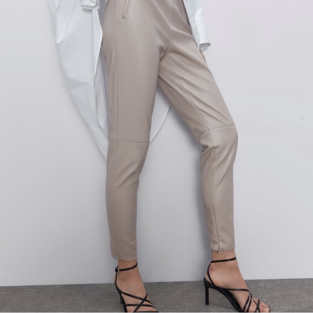 NWT Zara Faux Leather High-Waisted Leggings Small 🤎 Chic • Wardrobe Staple